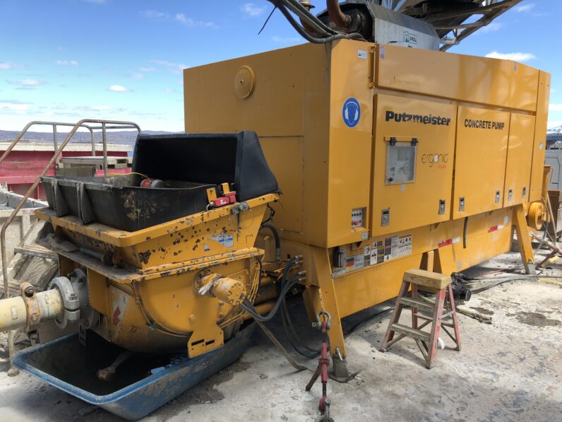 2014 Putzmeister BSA 14000 Trailer Mounted Concrete Pump