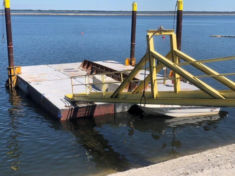 Beasley 10x20x8 Sectional Barges [90 Available]