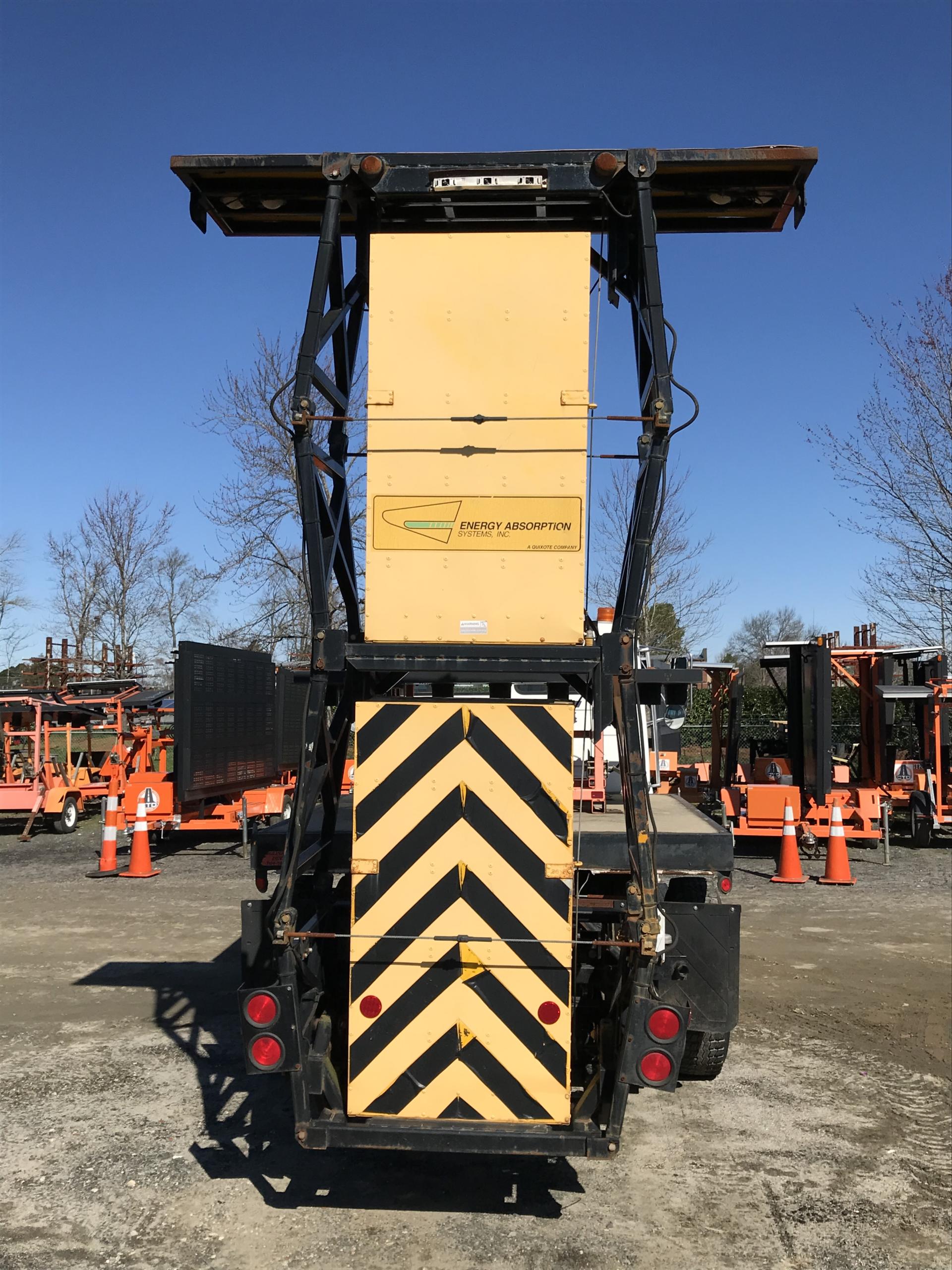 1999 Freightliner FL-70 Attenuator Truck