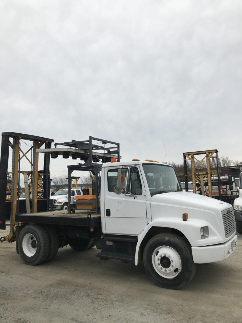 1999 Freightliner 4700 Attenuator Trucks