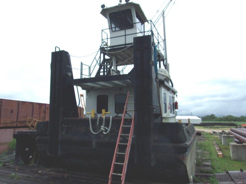 2008 600HP Twin Screw Truckable Push Boat