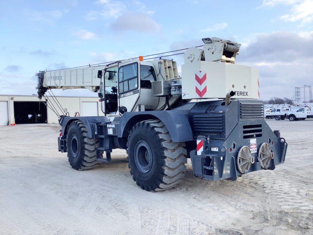 2013 Terex RT670 70 Ton Rough Terrain Crane