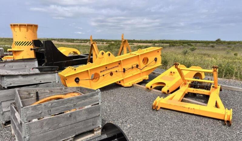 Junttan HHx300 Hydraulic Impact Hammer