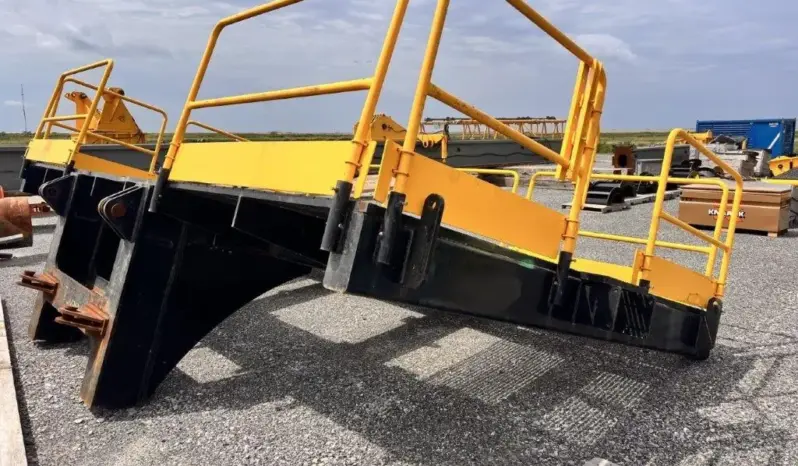 Junttan HHx300 Hydraulic Impact Hammer