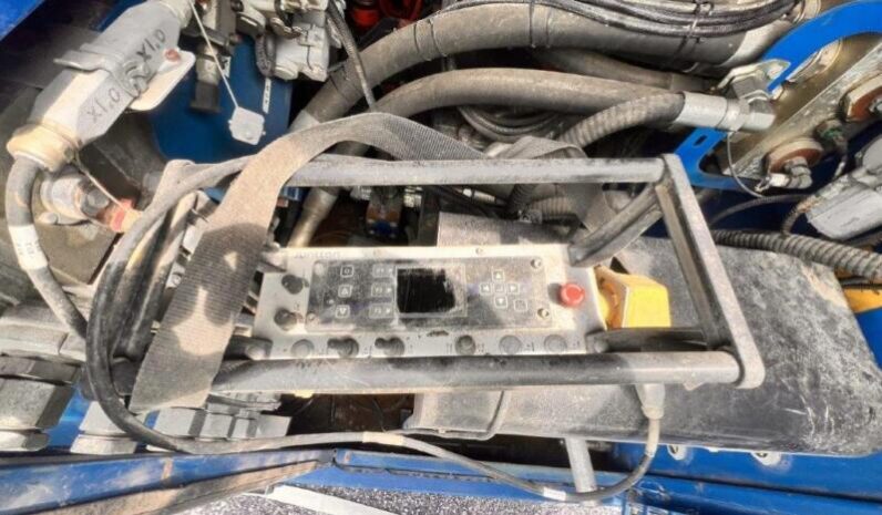 Junttan HHx300 Hydraulic Impact Hammer