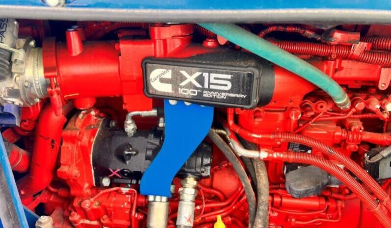 Junttan HHx300 Hydraulic Impact Hammer