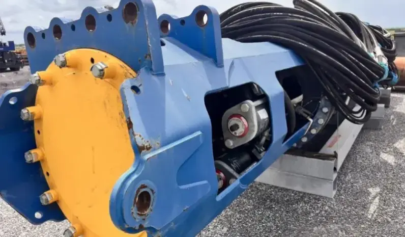 Junttan HHx300 Hydraulic Impact Hammer