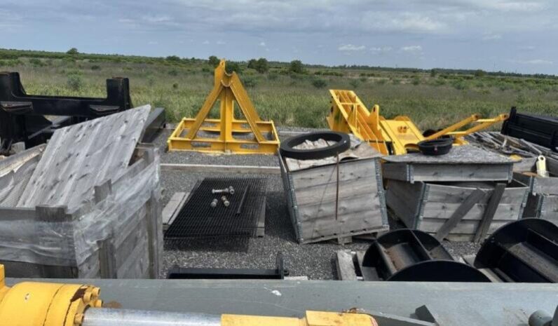 Junttan HHx300 Hydraulic Impact Hammer