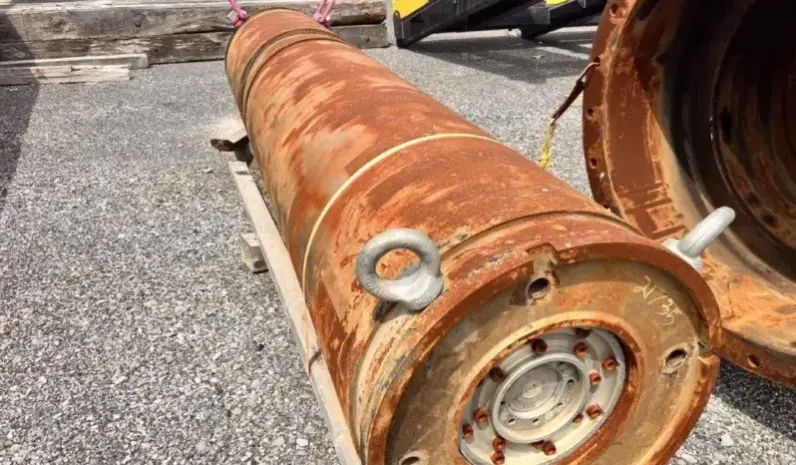 Junttan HHx300 Hydraulic Impact Hammer